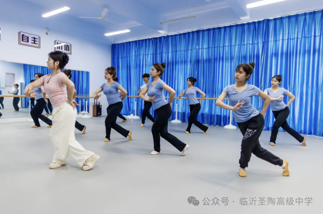 截屏2025-04-26 19.14.34.png